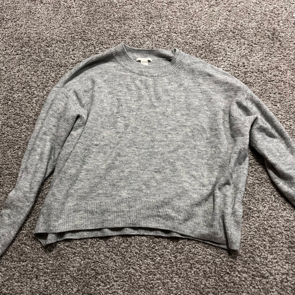 Grey H&M sweater